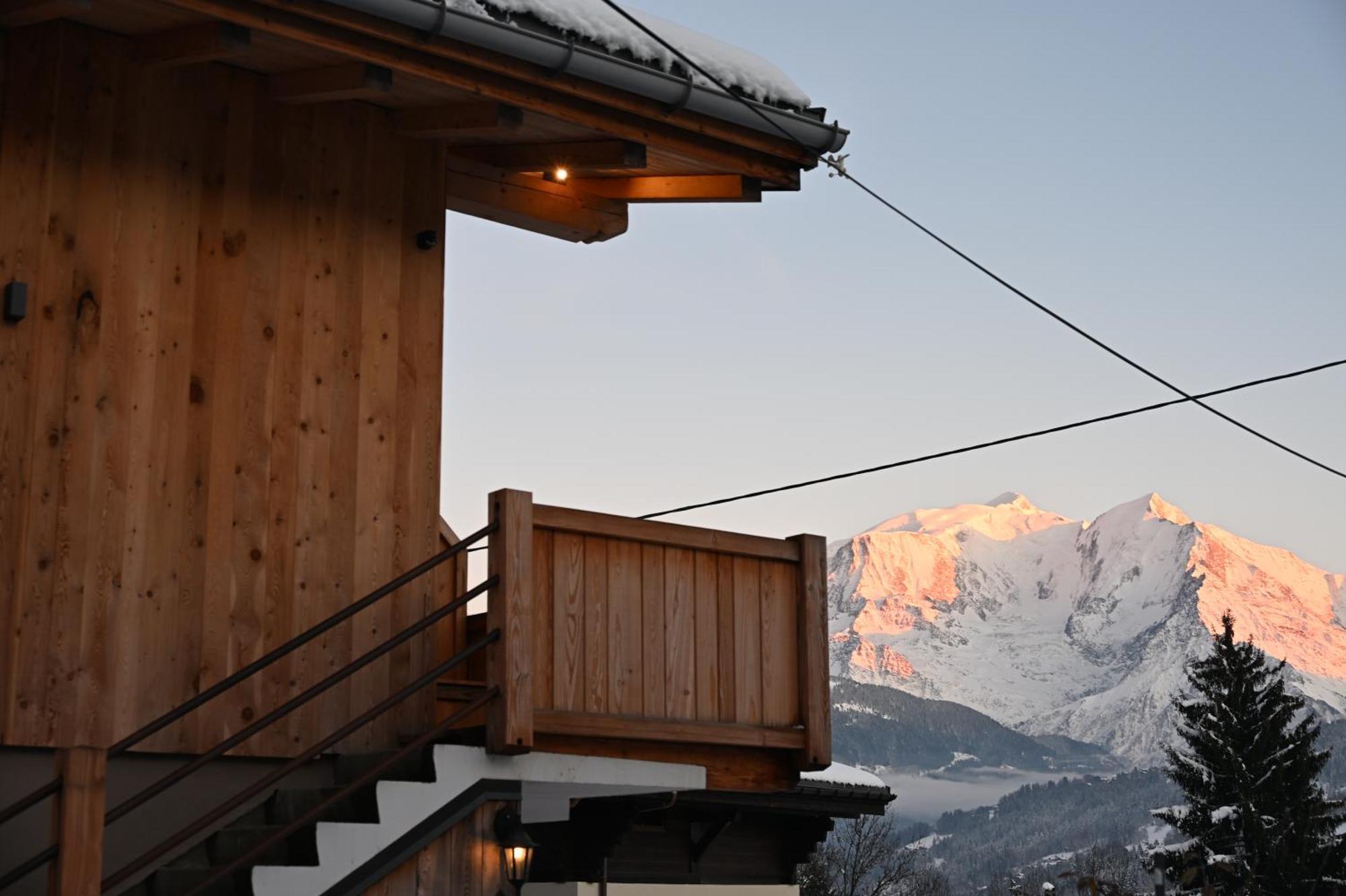 Chalet Montana กงบลู ภายนอก รูปภาพ